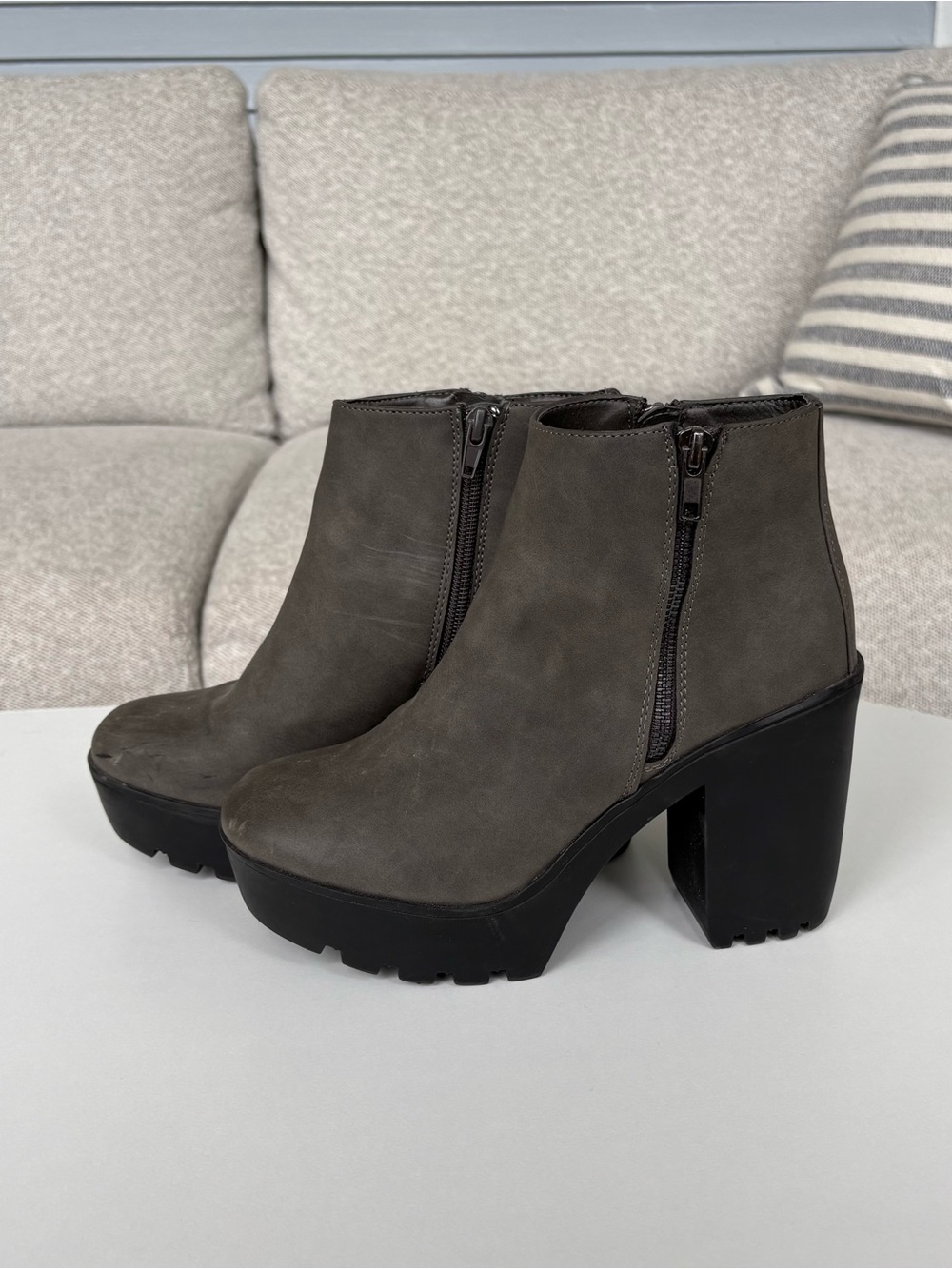 New Look Charcoal Gray Chunky Platform Ankle Boots